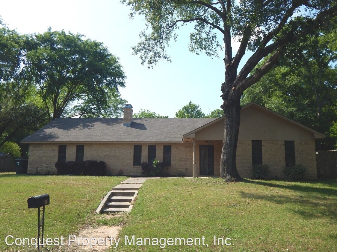 3 br, 2 bath House 411 Old Grande Blvd. House Rental in Tyler, TX