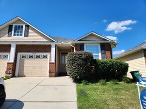 Building Photo - 5508 Hampton Woods Way