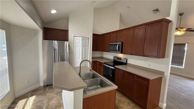 Foto del edificio - 1830 NW 27th Ave