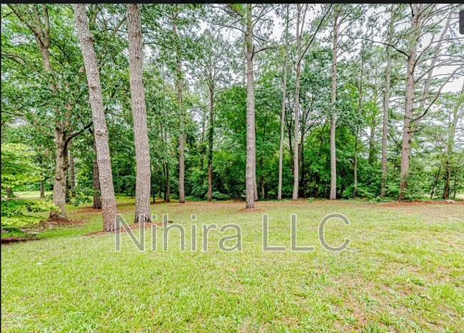 Foto del edificio - 5627 Quail Ridge Dr