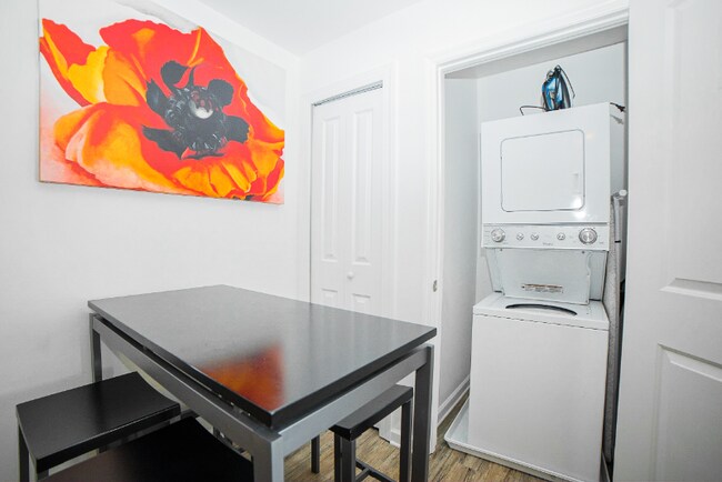 Foto del edificio - 1601 Herman St