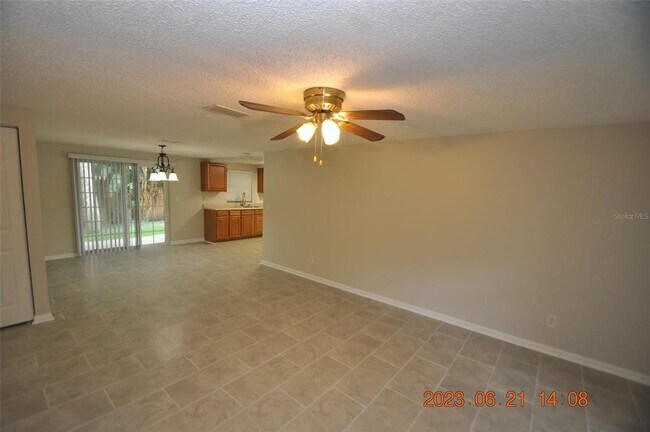 Building Photo - 17707 Sunrise Dr