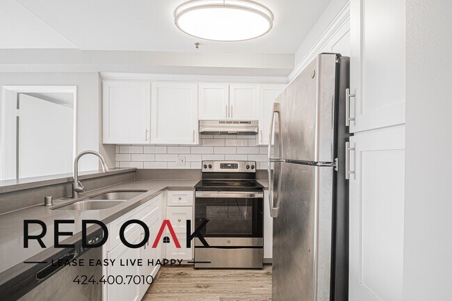 Foto del edificio - 6700 Franklin Pl