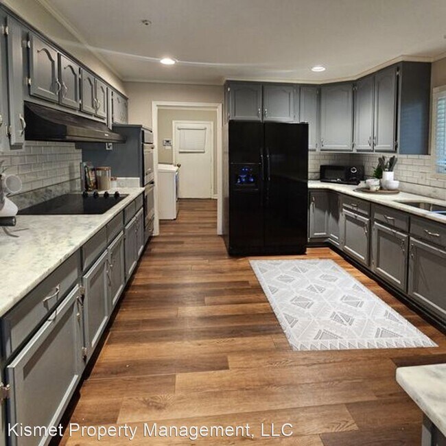 Foto del edificio - 3 br, 2 bath House - 5660 Glade View Dr