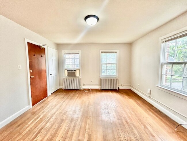 Foto del edificio - 4534 Avondale St