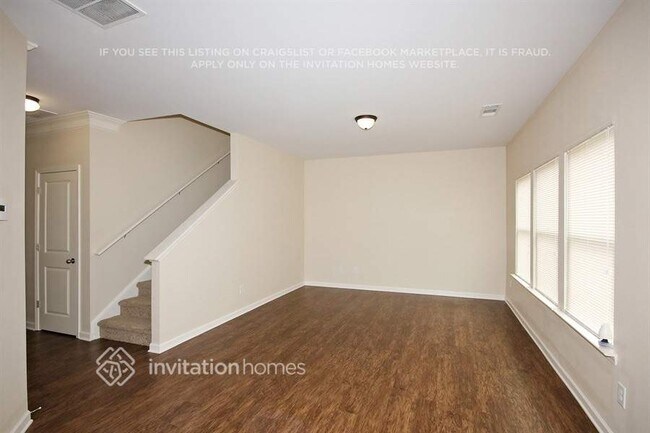 Building Photo - 4002 Oak Field Dr