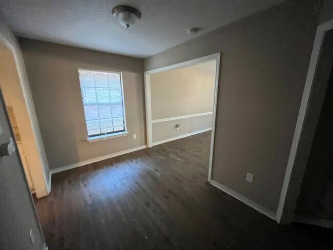 Foto del edificio - 2071 Cooperwell Dr