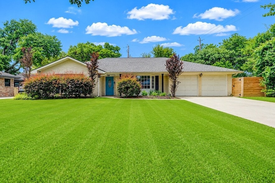 Photo - 5019 Oak Forest Drive Unit