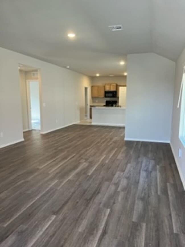 Building Photo - 1st Month Free!