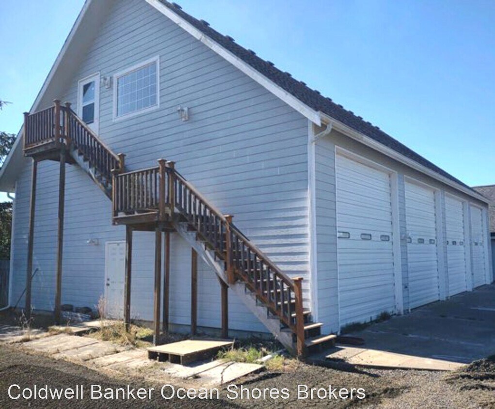 Primary Photo - 1 br, 1 bath House - 964 Attu Ct SW #B