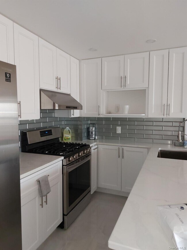 Foto del edificio - 61 E 25th St