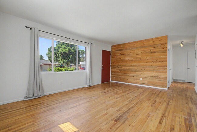 Foto del edificio - 6675 W Arizona Ave