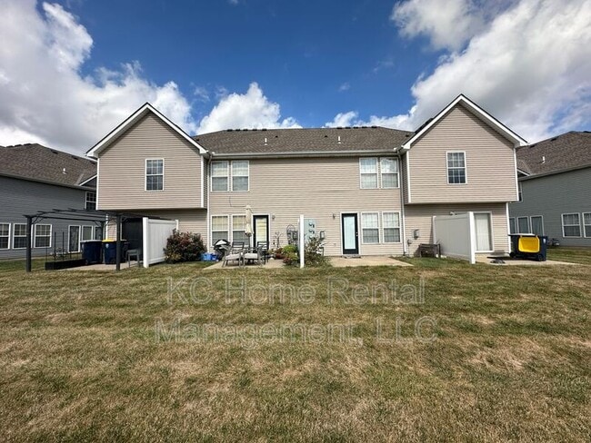 Building Photo - 4545 NE 83rd St