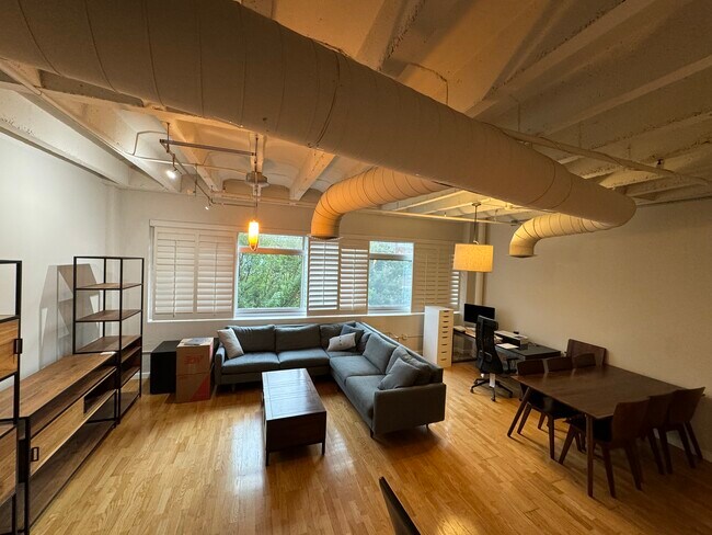 Foto del edificio - 805 Peachtree St NE