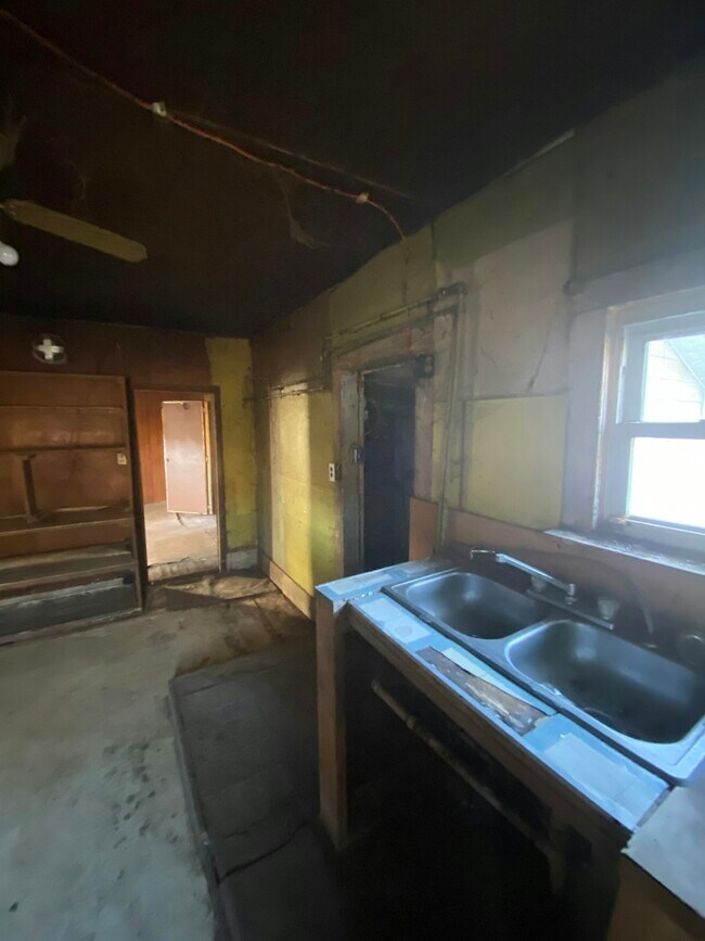 Foto del edificio - 5703 Lee Hwy