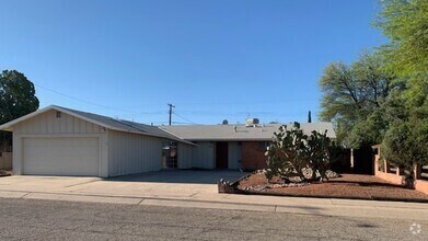Building Photo - 7358 E Princeton Dr