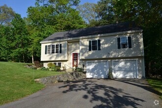 Building Photo - 63 Crestwood Dr