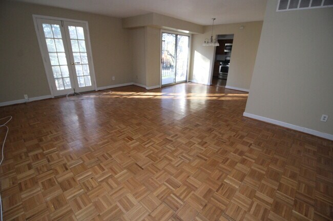 Building Photo - 2024/2025 Loyola Off-Campus 2bd/2ba Homela...
