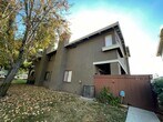 Primary Photo - Gorgeous 3 Bedroom Condo with Garage in Ch...