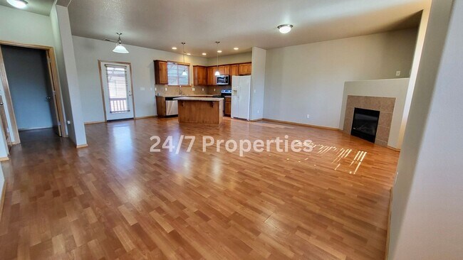 Foto del edificio - Charming 4B/3BA Craftsman in Gresham!