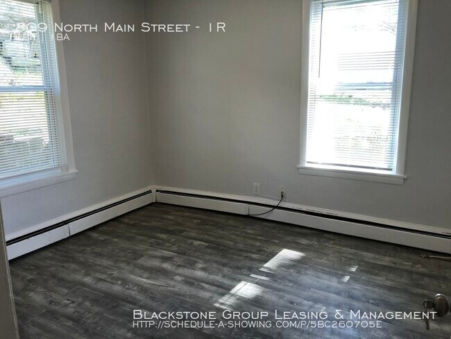 Building Photo - 809 North Main Street