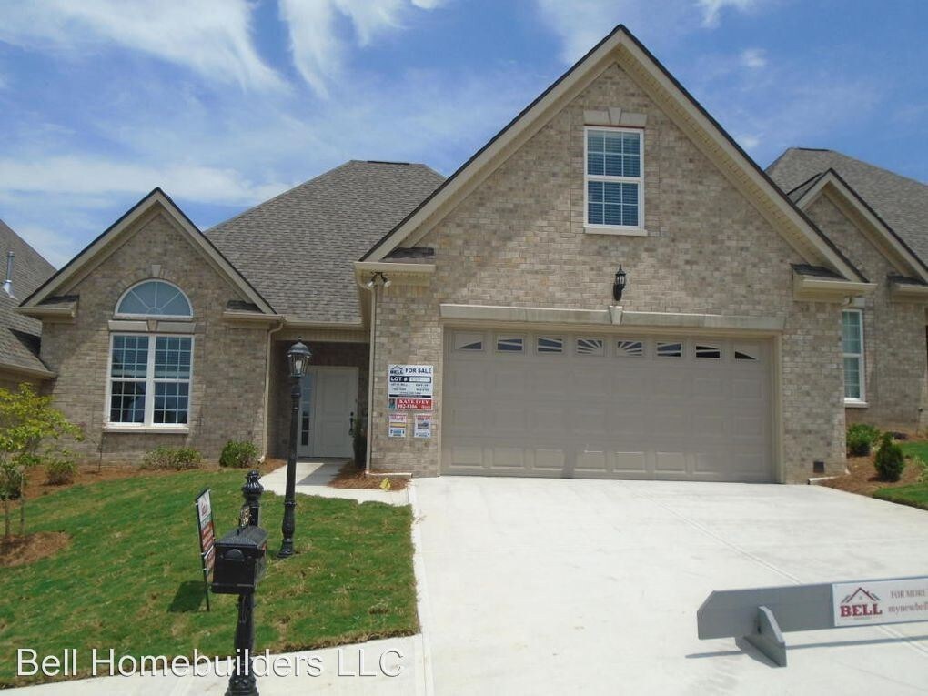 Primary Photo - 1535 Manassas Dr