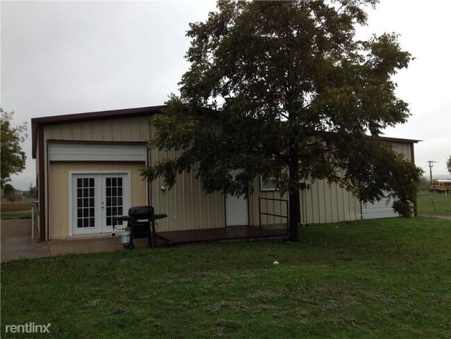 Foto del edificio - 3 br, 1 bath House - 1805 E. FM 1187