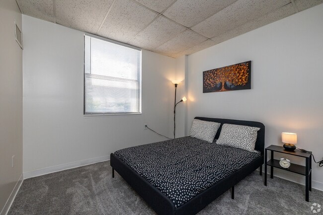 Building Photo - Riverview Apartments