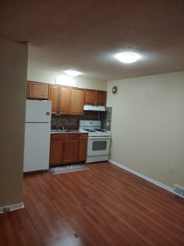 Photo - 1346 Pennwood Rd (Philadelphia, PA)