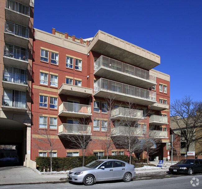 Angus House 268 Merton St Toronto, ON