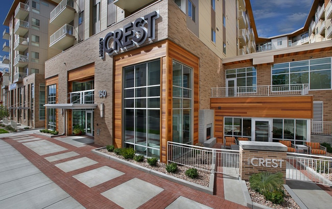 Building Photo - Liberty Crest