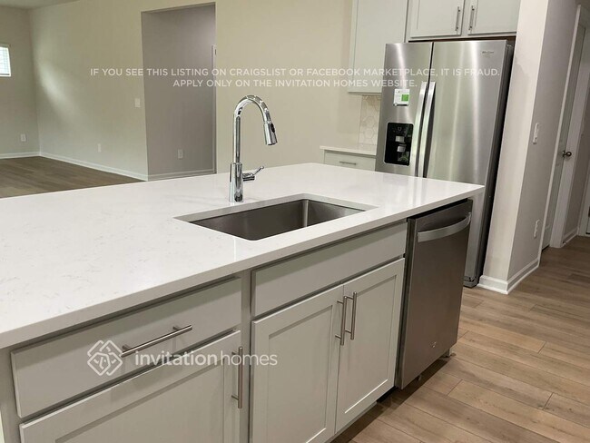Foto del edificio - 584 Bridger Dr
