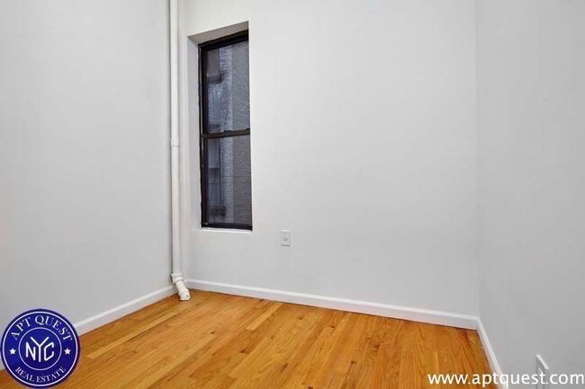 Foto del edificio - 170 Thompson St