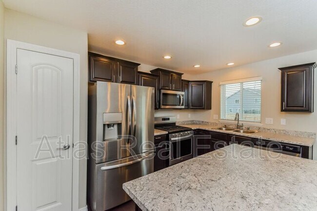 Foto del edificio - 6039 Meadowbank Ln