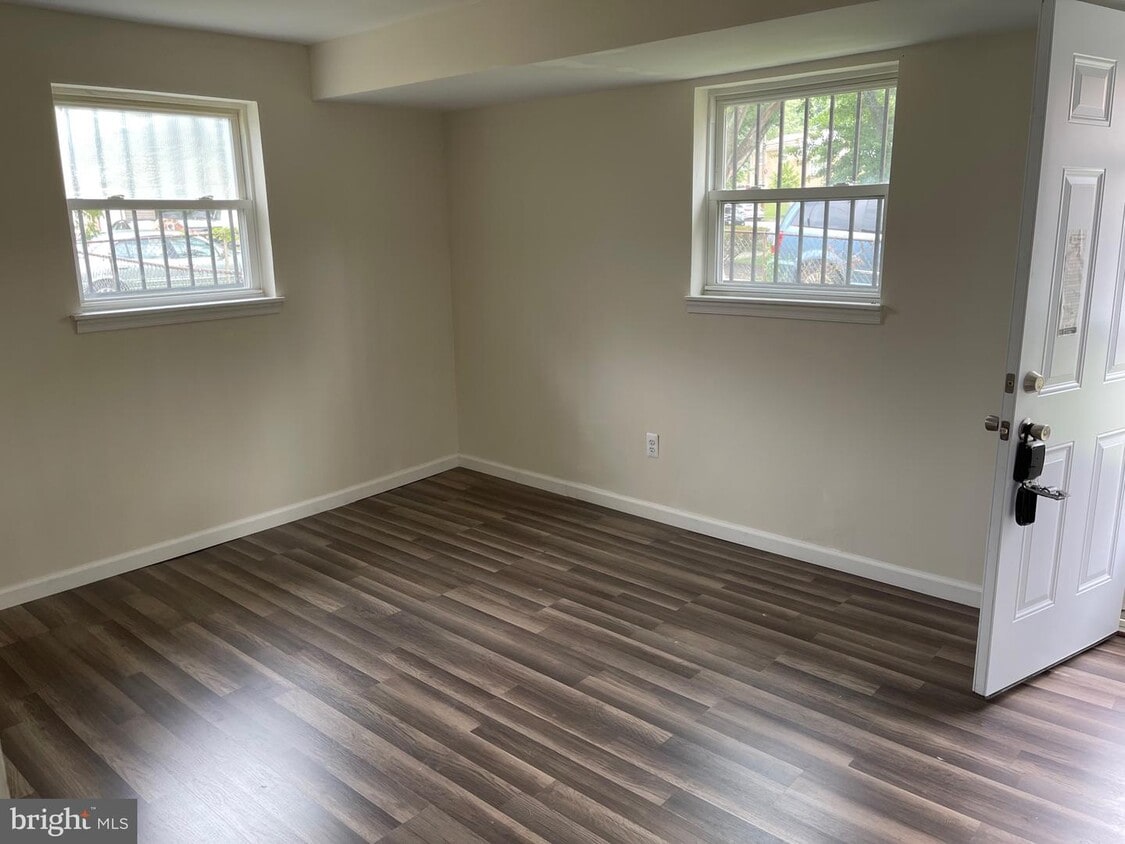 1408 Shady Glen Dr, District Heights, MD 20747 House Rental in District Heights, MD