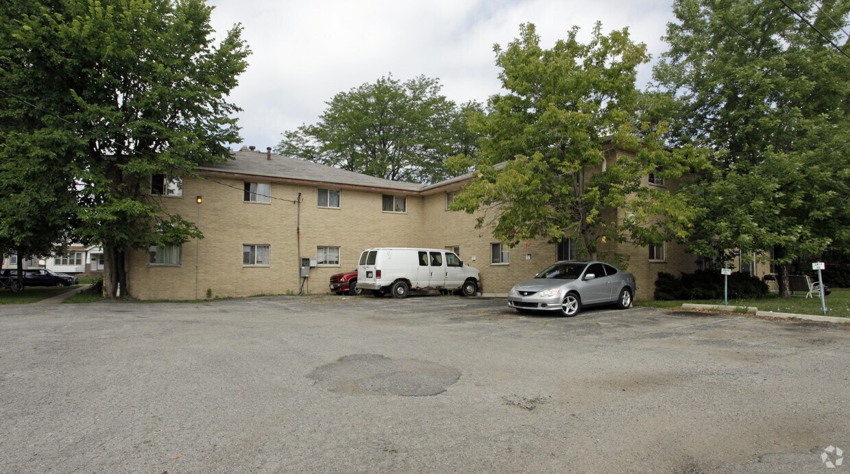 Building Photo - 2810-2818 S 15th St