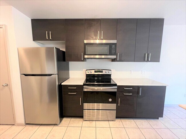 Foto del edificio - 9708 Sugar Hill Dr