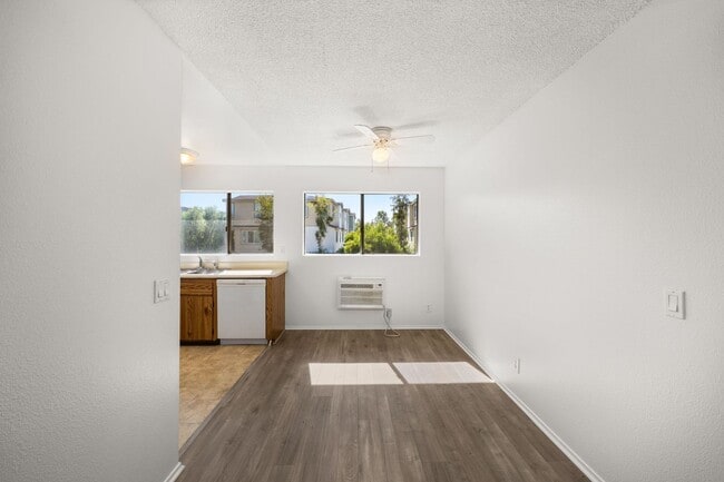 Building Photo - Charming Condo in Coveted Quail Creek Community – Prime Pomona Location!