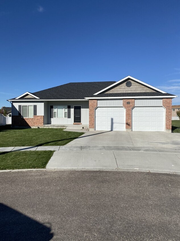 4562 Hershey Loop, Chubbuck, ID 83202 House Rental in Chubbuck, ID