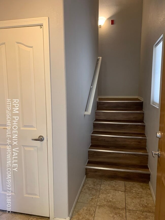 Building Photo - Gated Community ! 2 Master Suites 2.5 Bath...