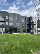Building Photo - 542 Southgate Ave
