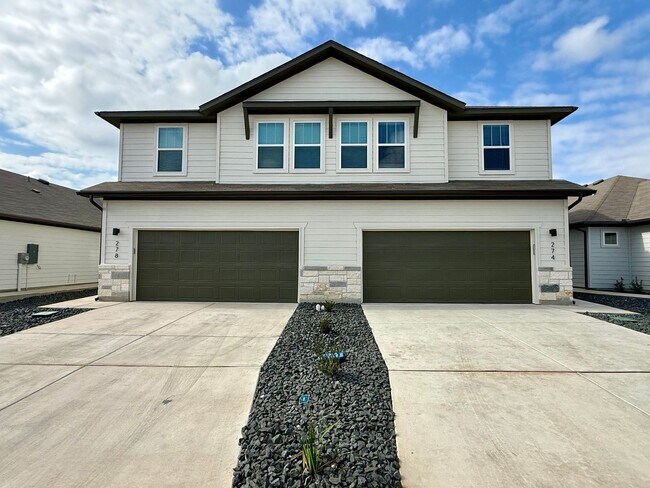 Foto del edificio - 274-278 Nespral Dr