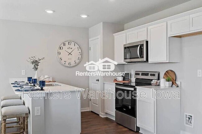 Foto del edificio - 3505 10th Ave SW