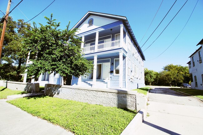 Building Photo - 1716 N Olive St