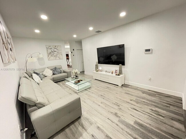 Foto del edificio - 17430 SW 153rd Ave