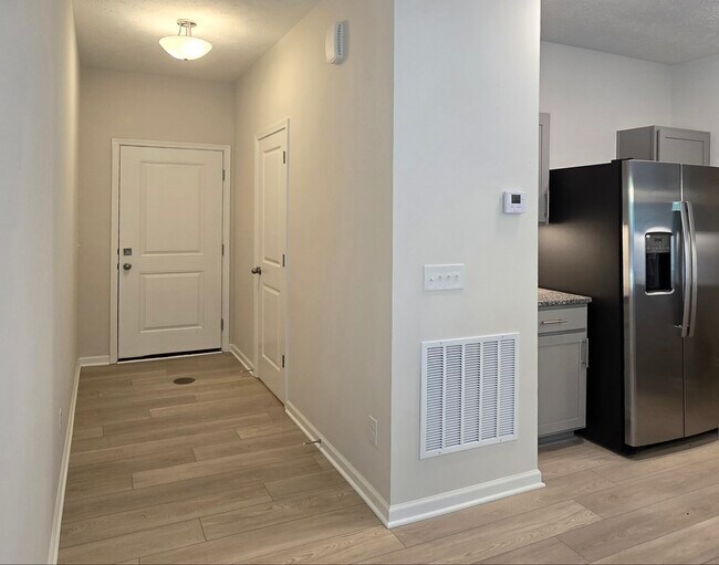 Foto del edificio - 3472 Bushwillow Dr