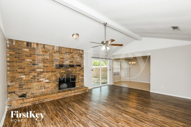 Foto del edificio - 7508 Evergreen Dr