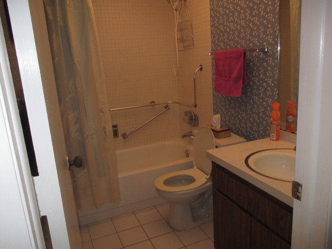 BATHROOM 1 - 2750 E Bay Dr