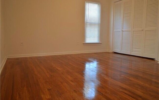 Foto del edificio - 8990 Becton Rd