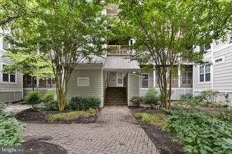 Building Photo - 1021 Leeward Way